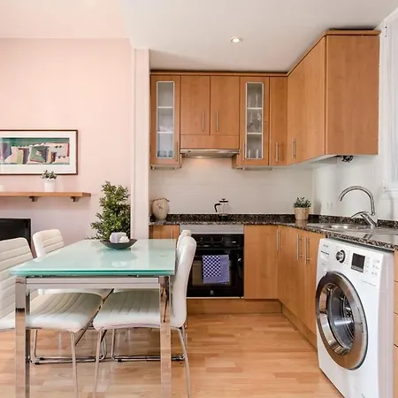 Fantastic 2 Bedroom 5 Minutes By Car From Plaza Catalunya Apartment Barcelona