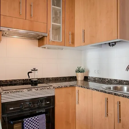 Apartment Fantastic 2 Bedroom 5 Minutes By Car From Plaza Catalunya