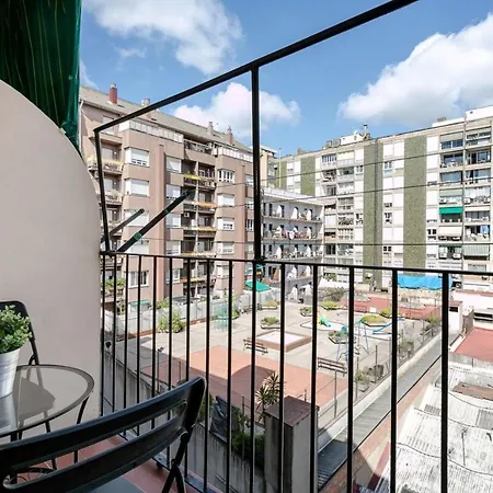 Apartment Fantastic 2 Bedroom 5 Minutes By Car From Plaza Catalunya Barcelona